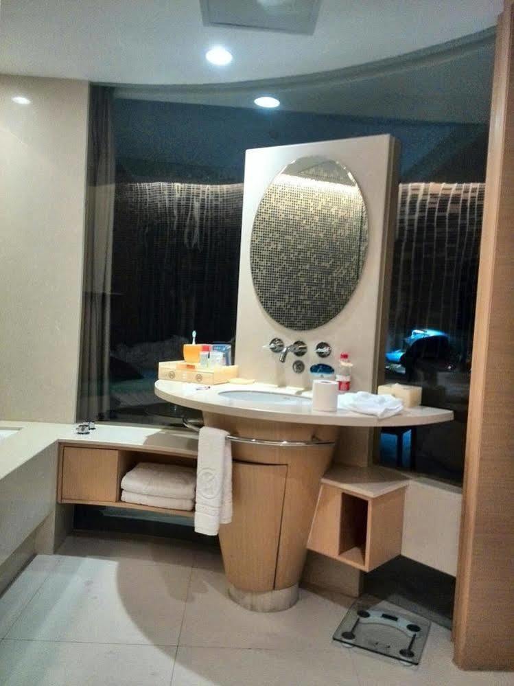 Yuyao Yonghegong Hotel Екстер'єр фото