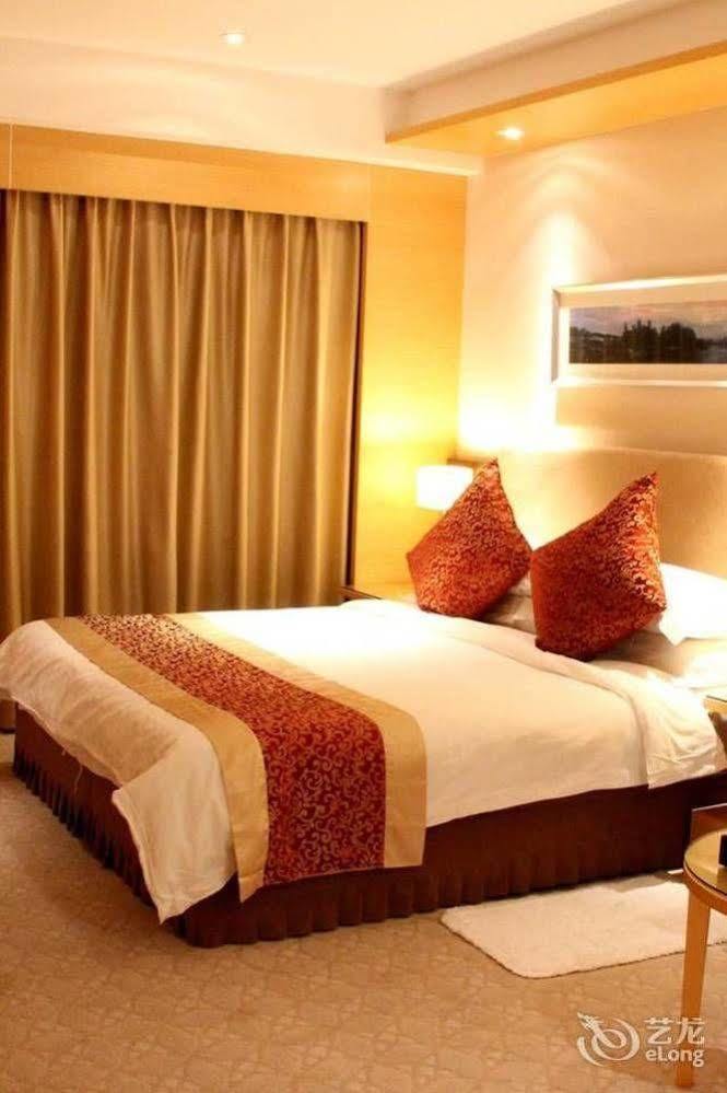 Yuyao Yonghegong Hotel Екстер'єр фото